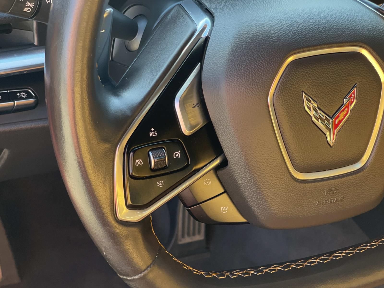 Used 2020 Chevrolet Corvette Stingray Preferred Cpe w/ 2LT Preferred Equipment Group RWD image 9