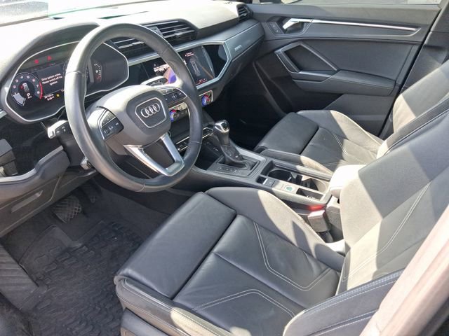 Used 2021 Audi Q3 2.0T Premium w/ Convenience Package AWD/4WD image 11