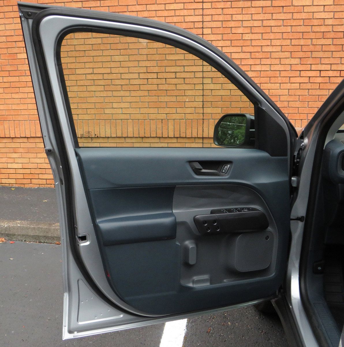 New 2024 Ford Maverick Lariat w/ Black Appearance Package image 10