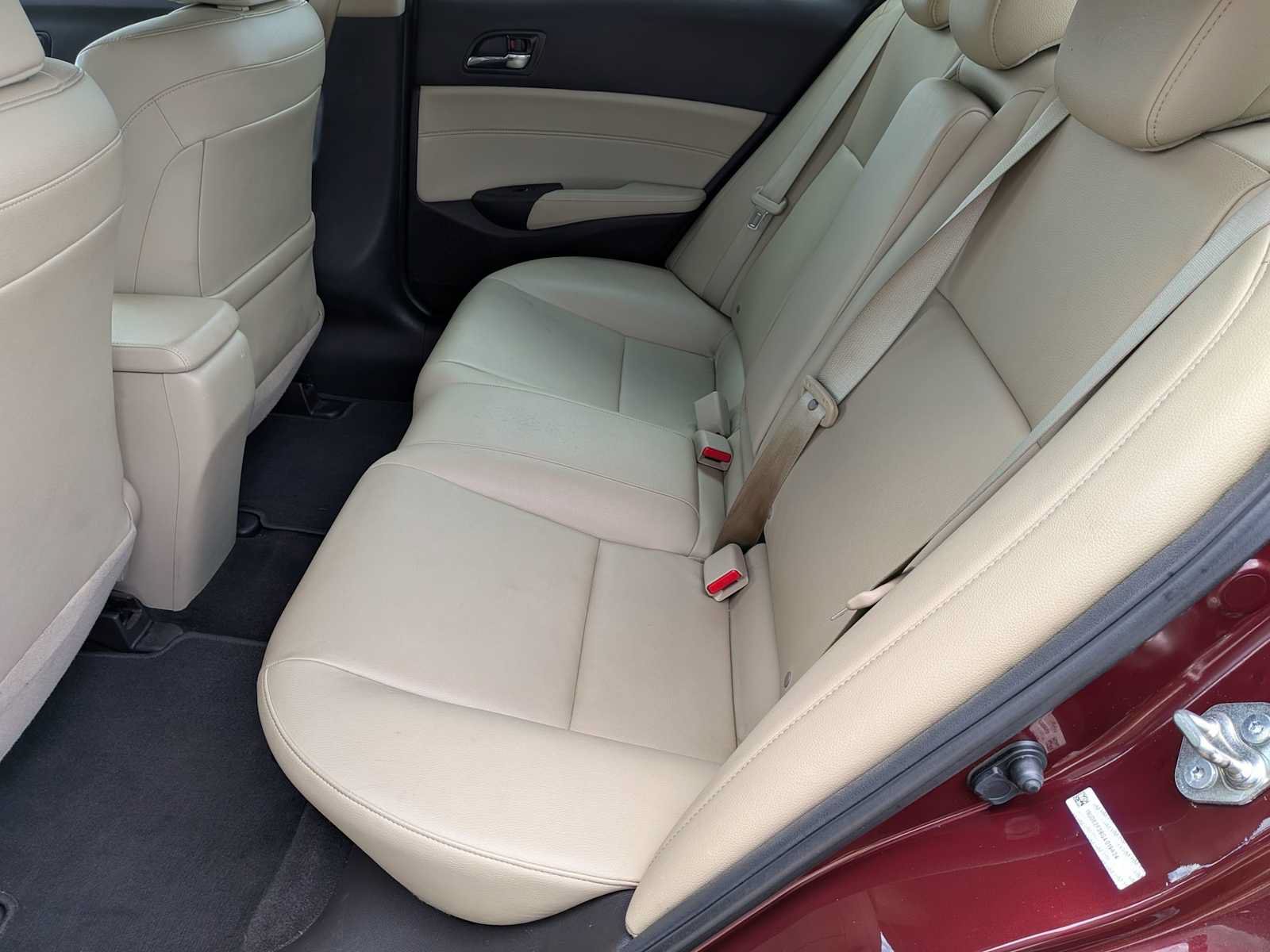 Used 2016 Acura ILX FWD image 18