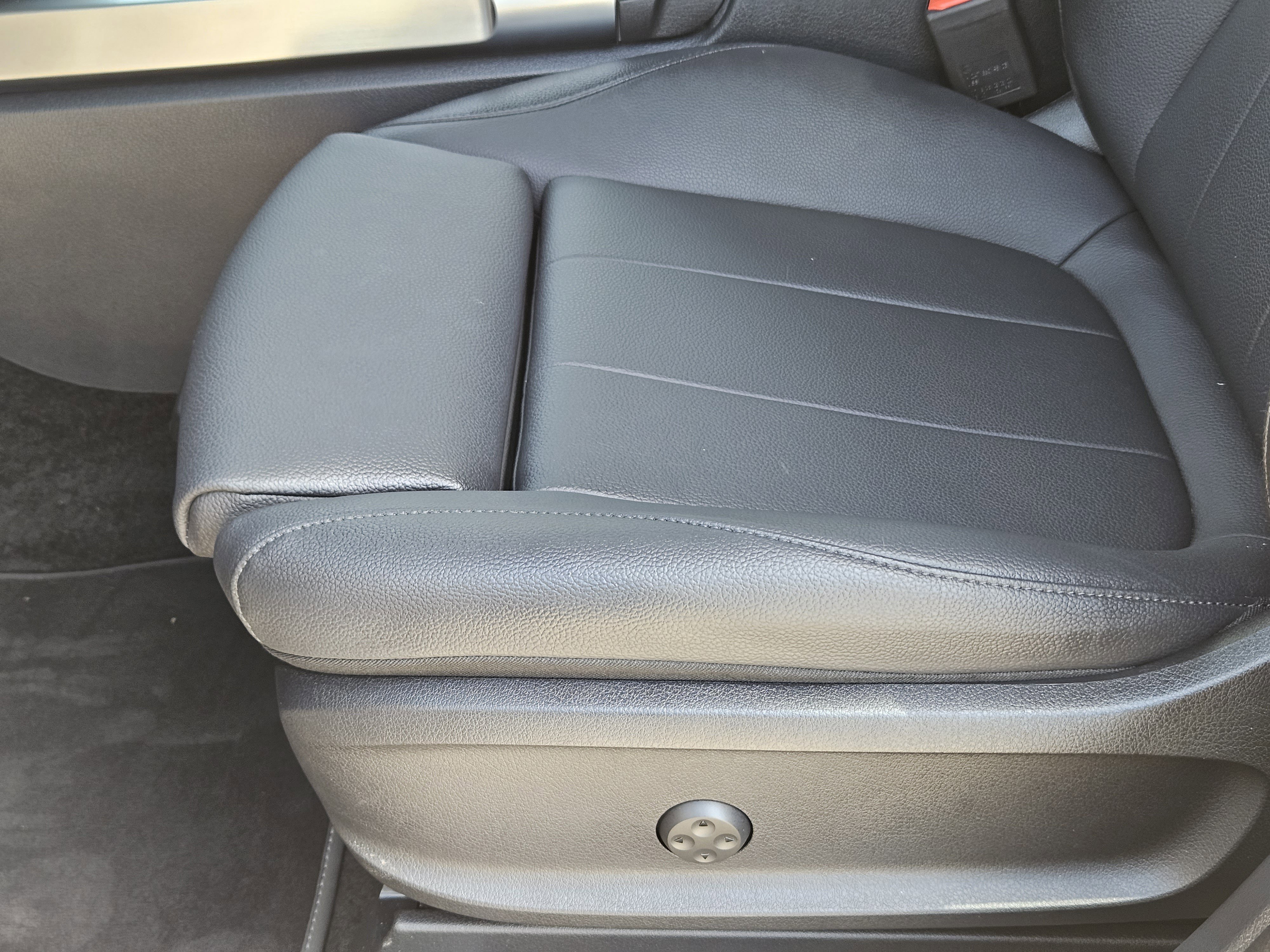 Certified 2026 Mercedes-Benz GLB 250 image 16