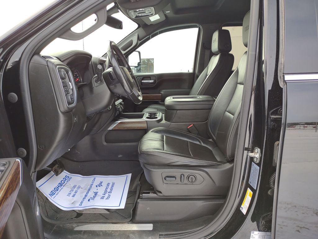 Used 2022 Chevrolet Silverado 3500 High Country image 9