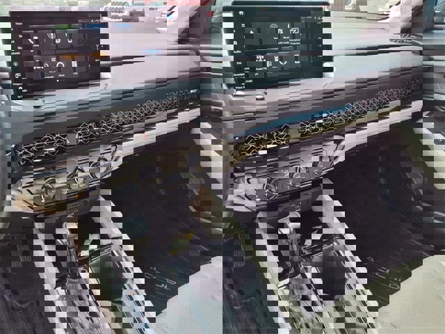 Used 2023 Honda Accord EX-L image 5