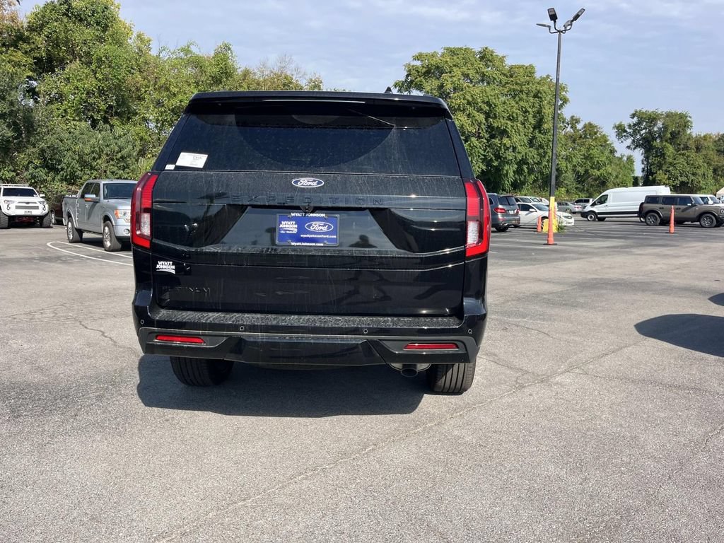 New 2027 Ford Expedition Platinum w/ Stealth Performance Package AWD/4WD image 5