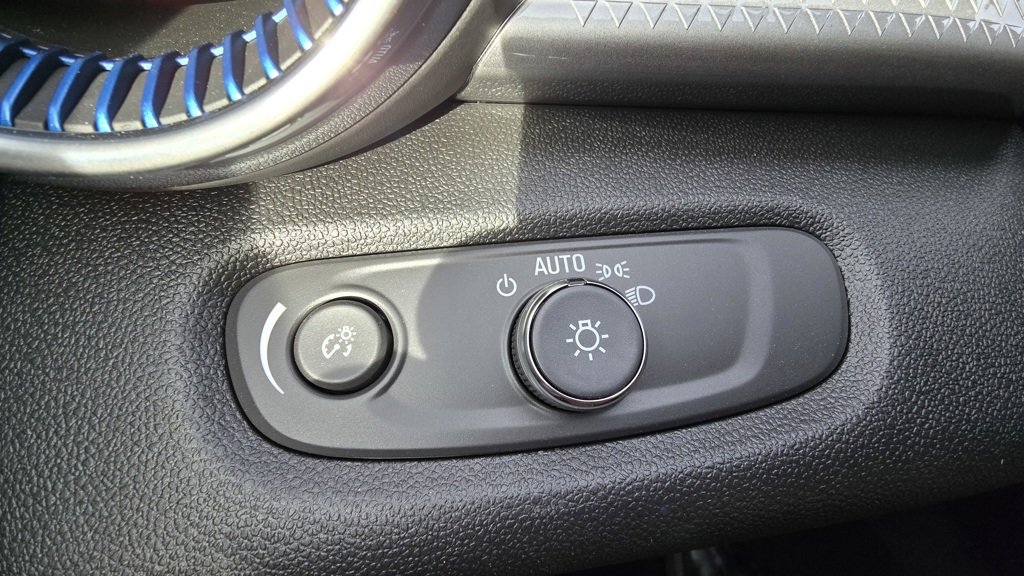 New 2025 Chevrolet Trax LT w/ Driver Confidence Package image 16