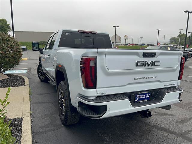 New 2026 GMC Sierra 2500 Denali Ultimate AWD/4WD image 5