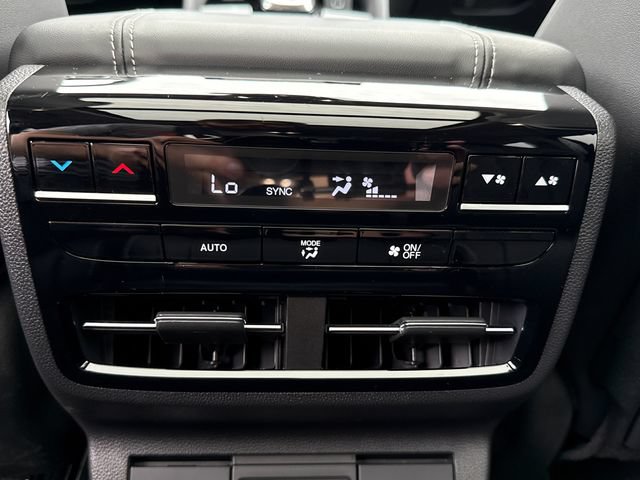 Certified 2026 Acura MDX w/ Technology Package AWD/4WD image 34