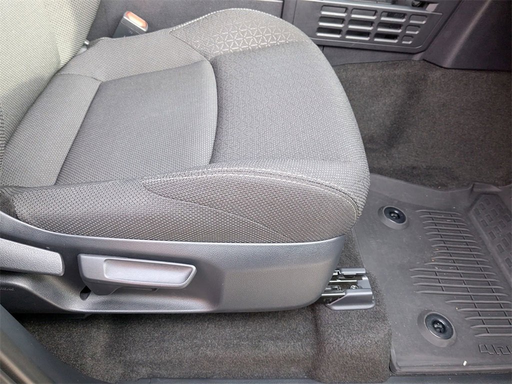 Used 2025 Toyota 4Runner SR5 image 30