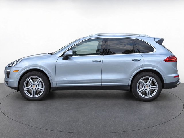 Used 2016 Porsche Cayenne S AWD/4WD image 23