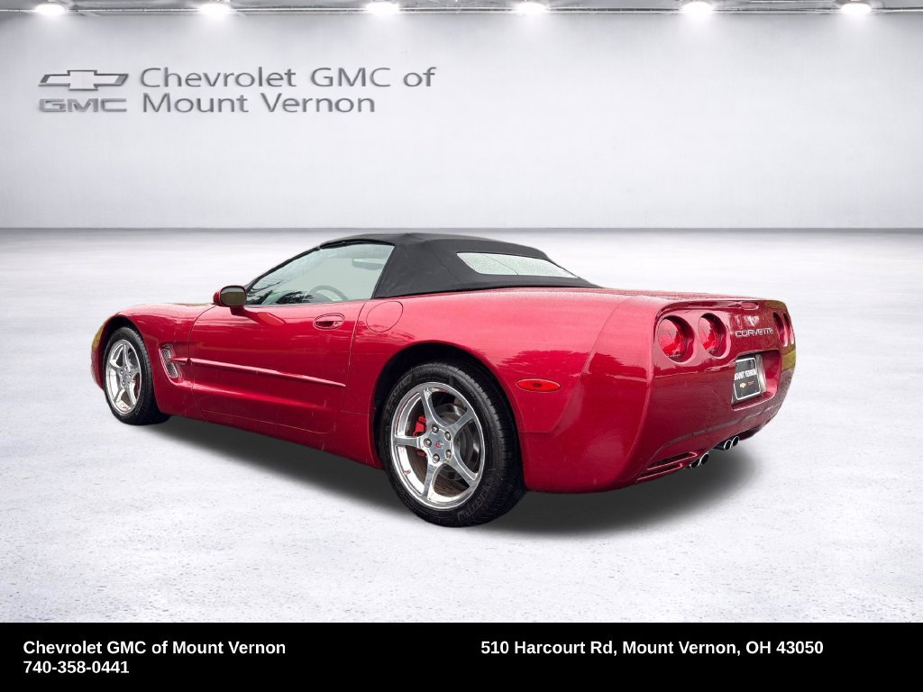 Used 2004 Chevrolet Corvette Convertible w/ Preferred Equipment Group RWD image 3