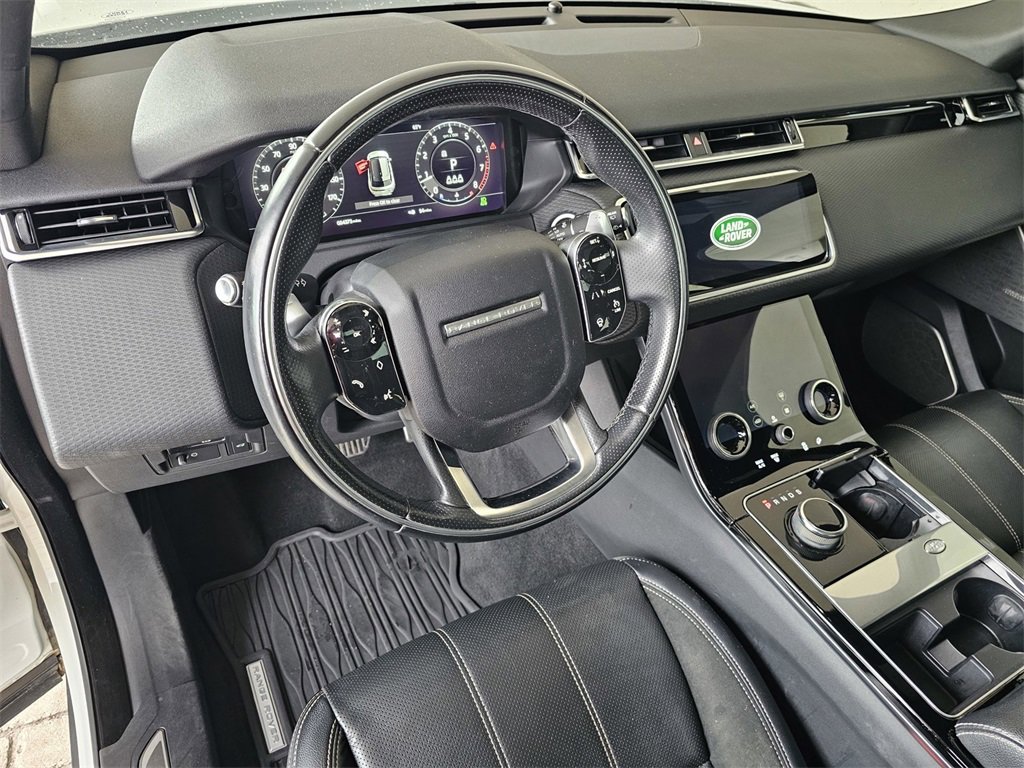 Used 2019 Land Rover Range Rover Velar R-Dynamic SE image 15