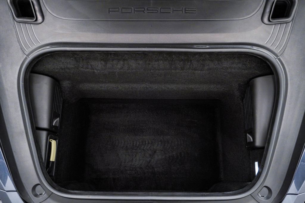 Used 2023 Porsche 718 Cayman GT4 RS RWD image 41