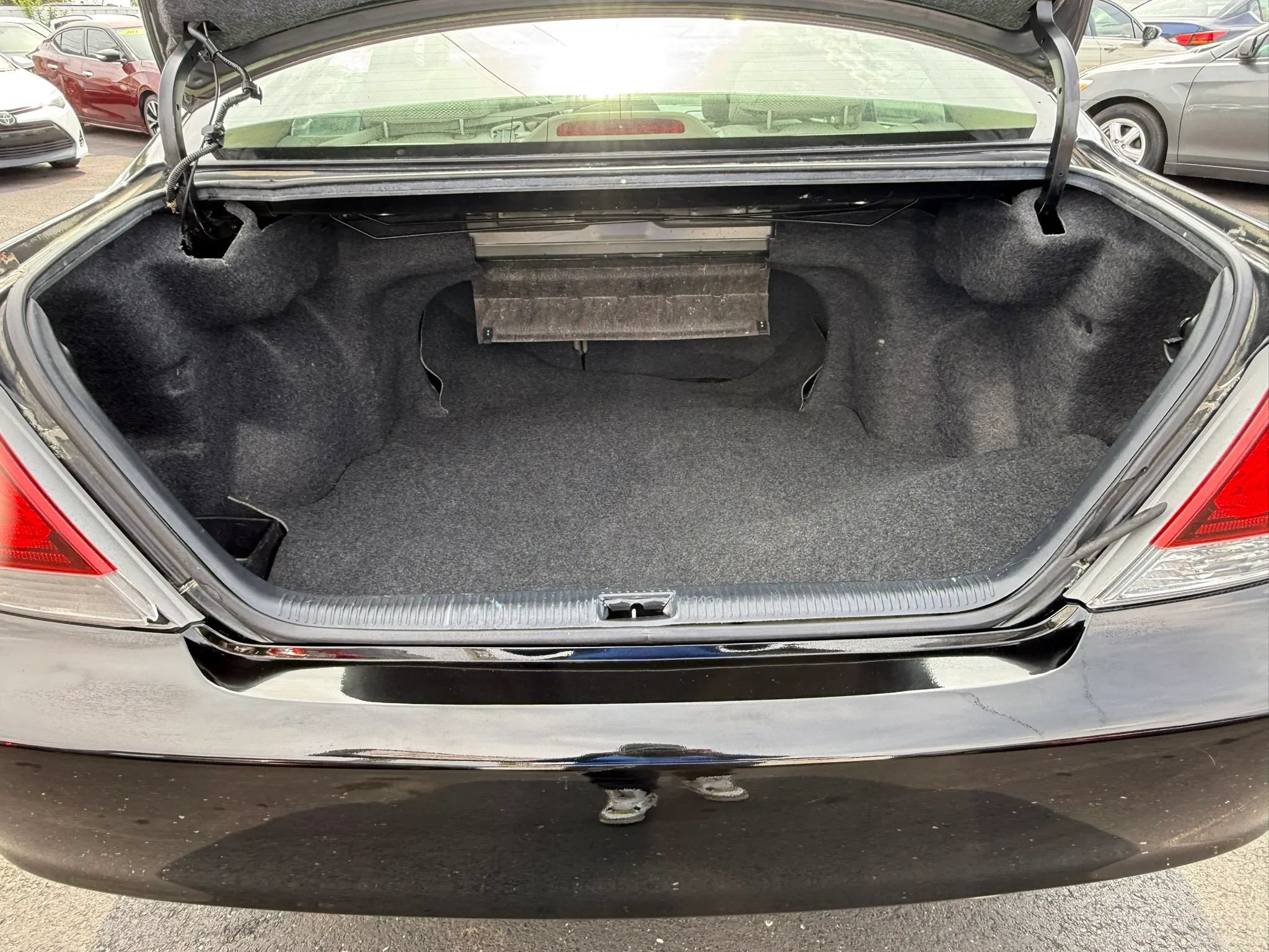 Used 2005 Toyota Camry LE FWD image 30