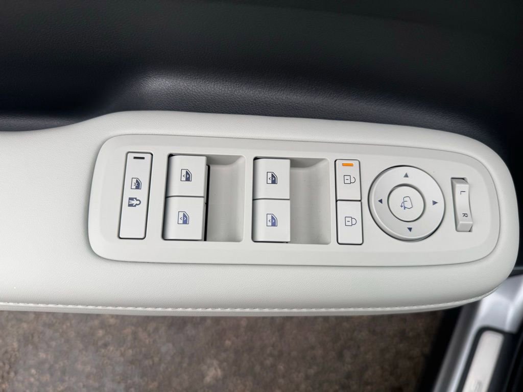 Certified 2024 Hyundai Santa Fe Calligraphy image 16