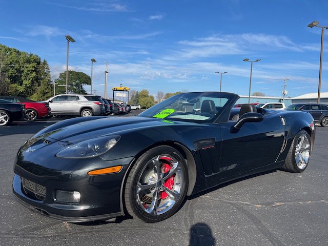 Used 2012 Chevrolet Corvette Grand Sport w/ 3LT Preferred Equipment Group image 1