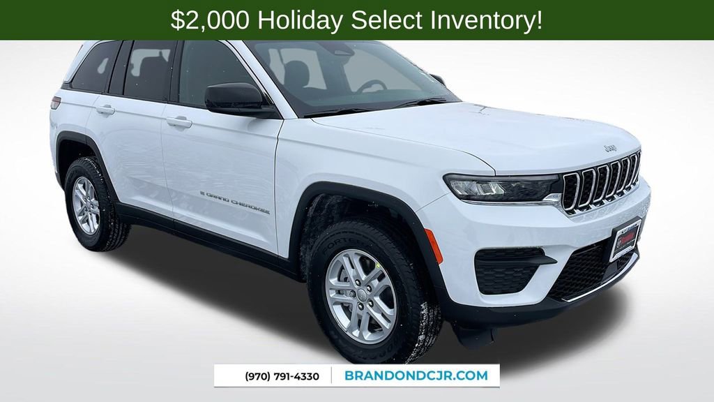 New 2025 Jeep Grand Cherokee Laredo image 8