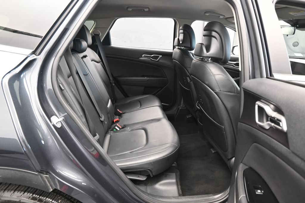 Used 2024 Kia Sportage EX FWD image 37