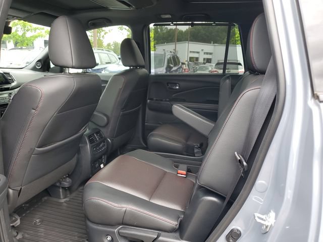 Used 2022 Honda Pilot Black Edition image 13