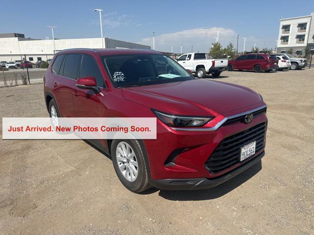 Certified 2024 Toyota Grand Highlander XLE image 1