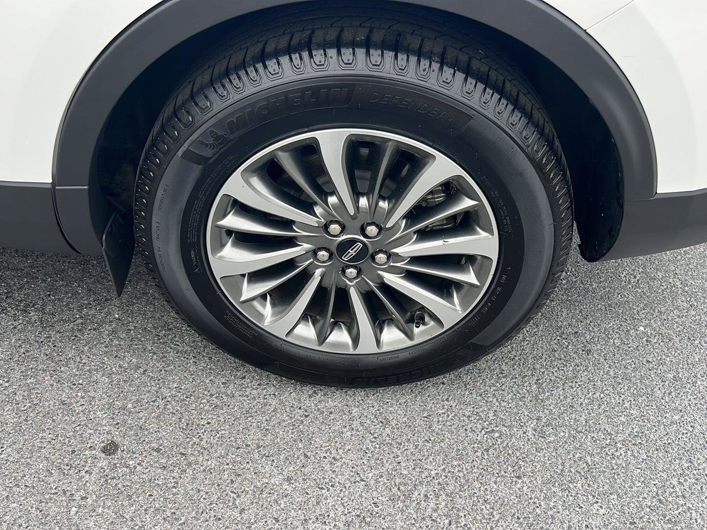 Used 2020 Lincoln Nautilus FWD w/ Equipment Group 101A image 38