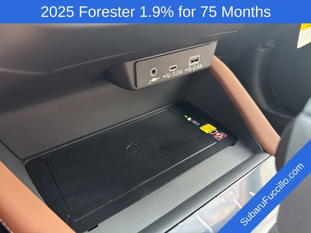 New 2025 Subaru Forester Touring AWD/4WD image 17