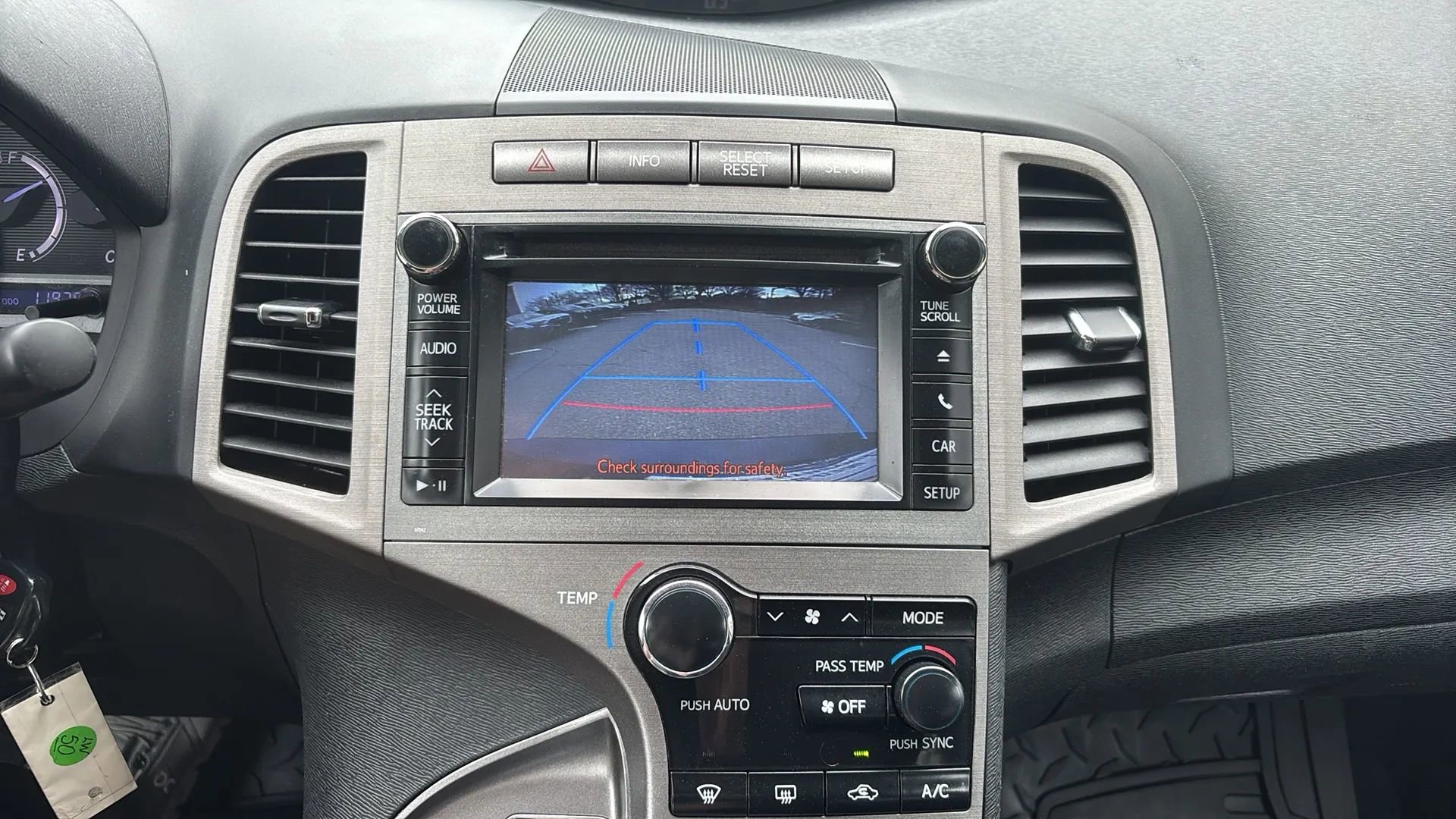 Used 2013 Toyota Venza LE w/ LE Convenience Pkg FWD image 14