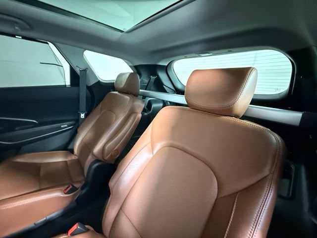 Used 2015 Hyundai Santa Fe Limited w/ Option Group 04 AWD/4WD image 23
