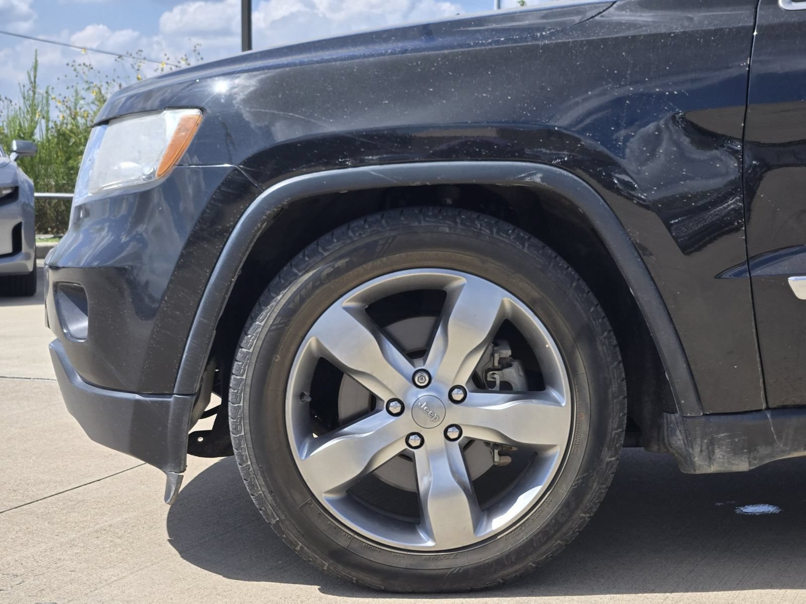 Used 2012 Jeep Grand Cherokee Overland AWD/4WD image 9