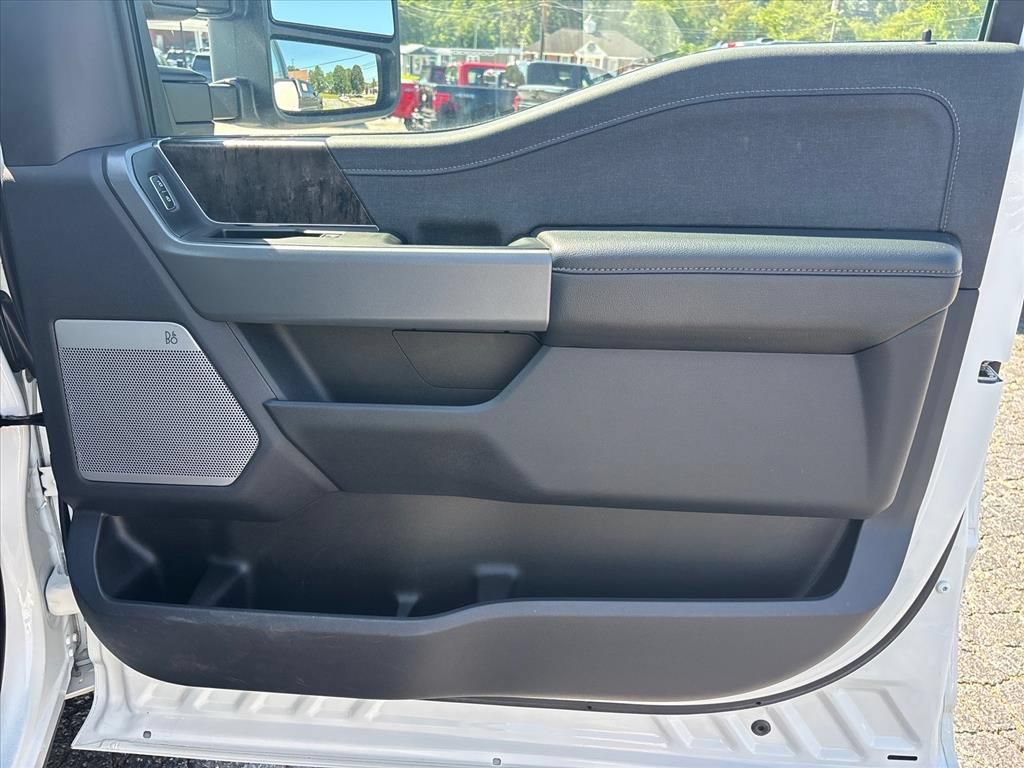 Used 2023 Ford F450 Lariat w/ Lariat Ultimate Package AWD/4WD image 14