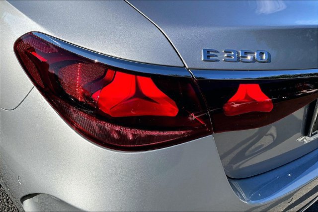 Certified 2024 Mercedes-Benz E 350 4MATIC Sedan image 25