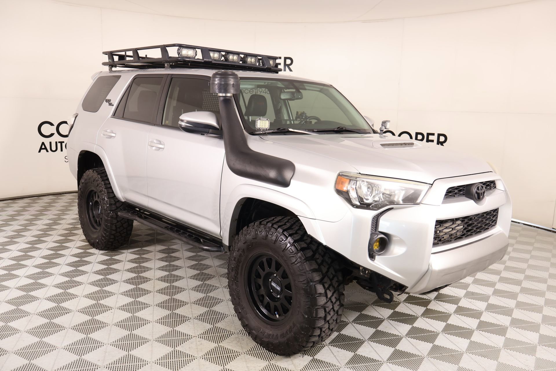 Used 2018 Toyota 4Runner TRD Off-Road Premium image 1