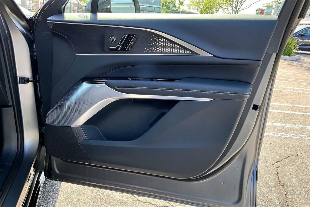 New 2026 Cadillac Lyriq V w/ LPO, Floor Liner Package AWD/4WD image 34