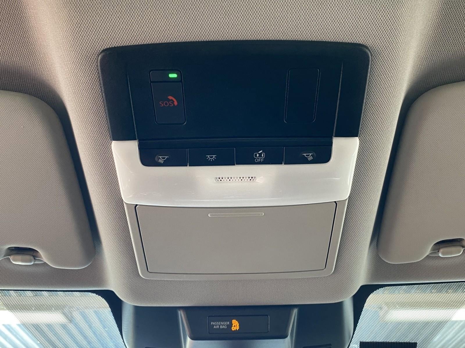 Used 2023 Nissan Rogue SV image 23