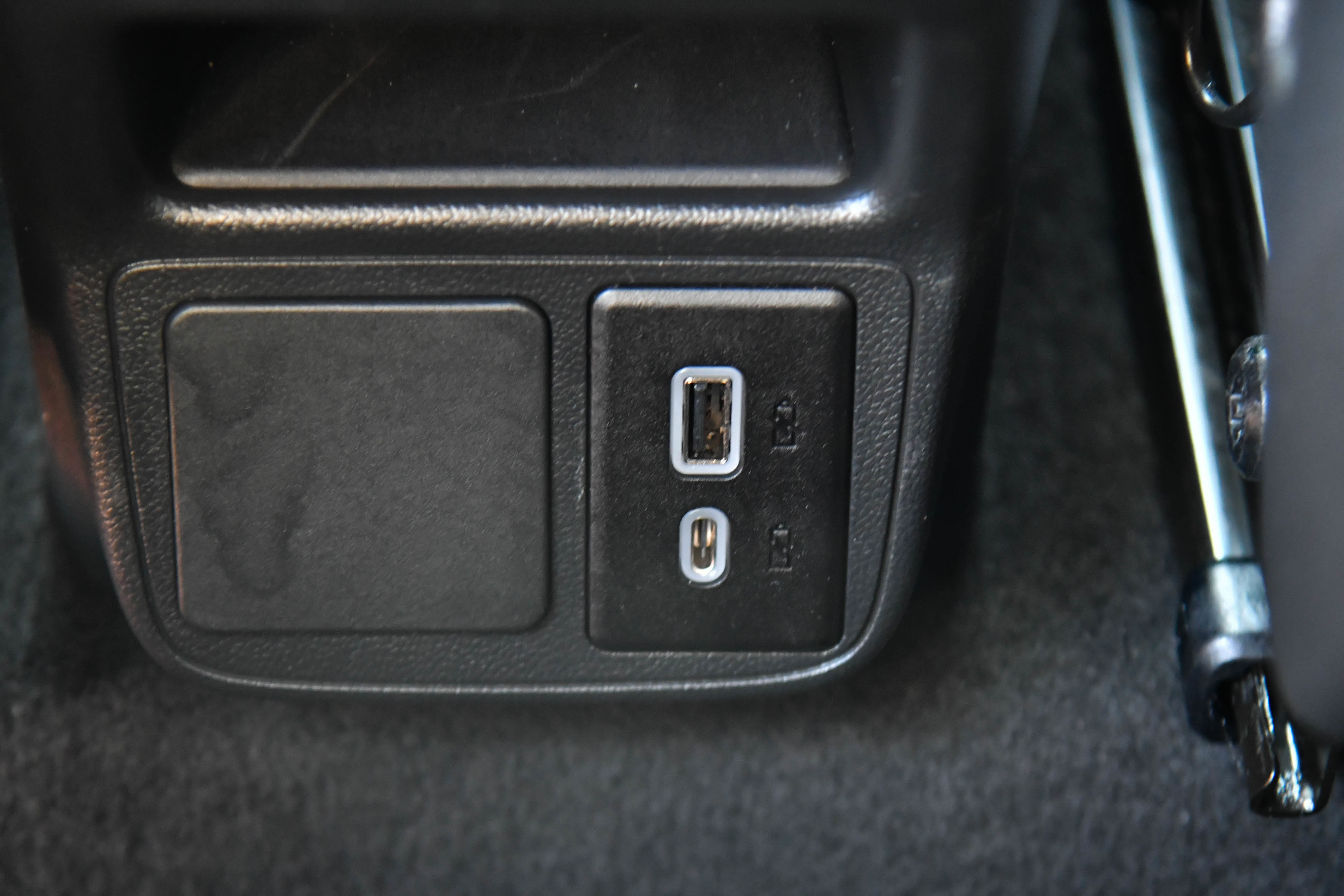 Used 2024 Buick Encore GX Sport Touring w/ Comfort Package image 36