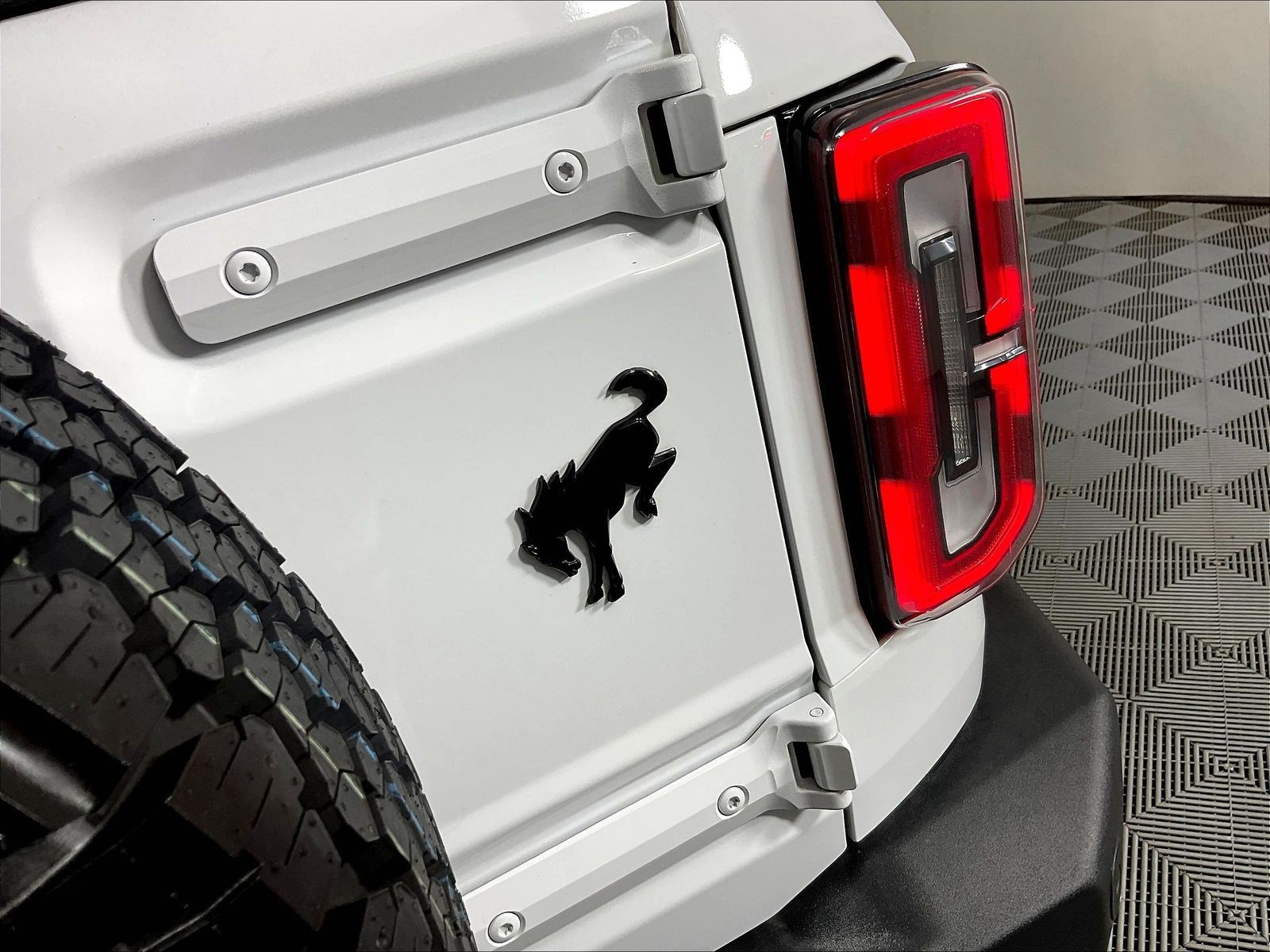 Used 2025 Ford Bronco Outer Banks AWD/4WD image 24