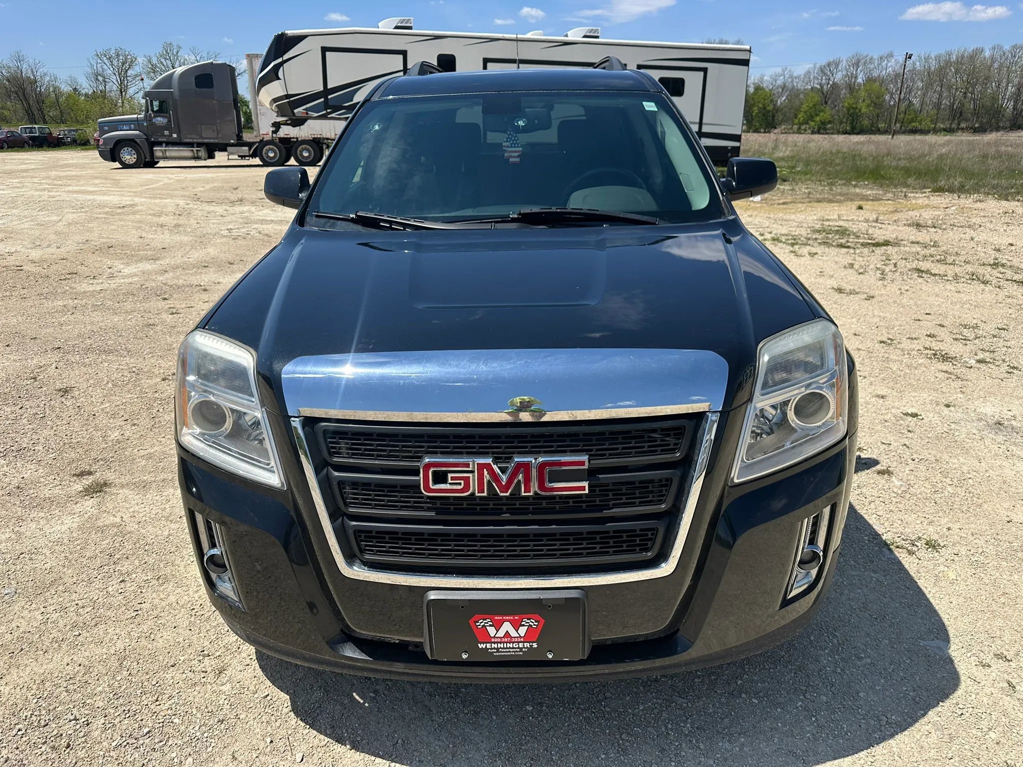 Used 2011 GMC Terrain SLE w/ Convenience Package FWD image 3