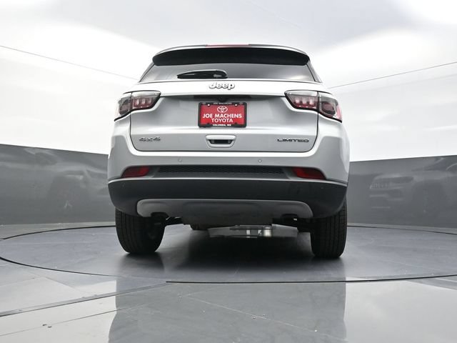 Used 2024 Jeep Compass Limited AWD/4WD image 26