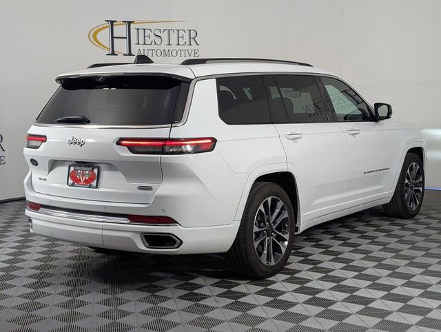 Used 2023 Jeep Grand Cherokee L Overland w/ Luxury Tech Group IV AWD/4WD image 7