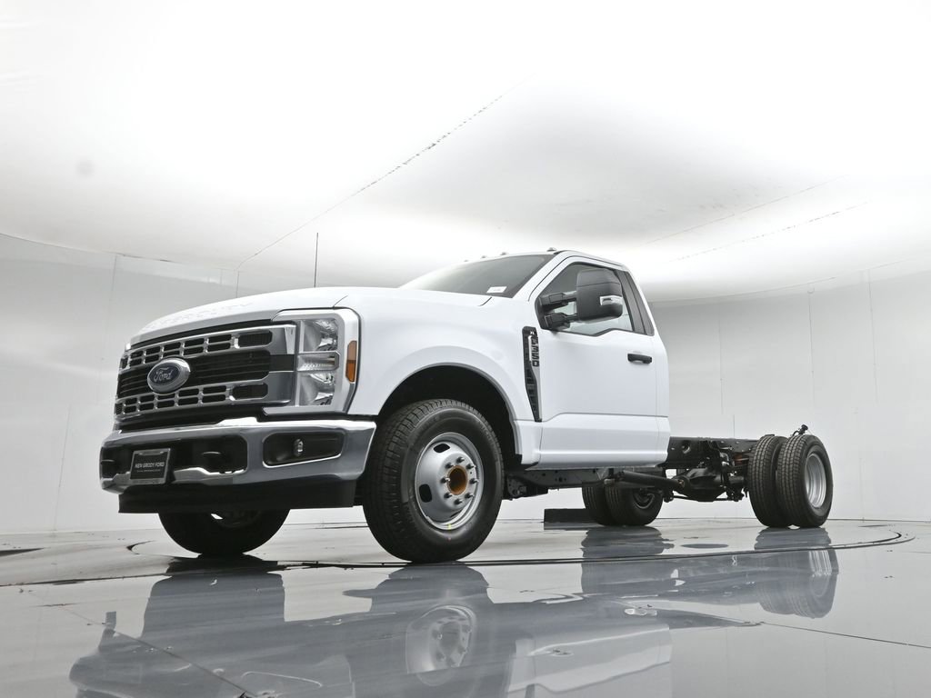 New 2026 Ford F350 XL image 36