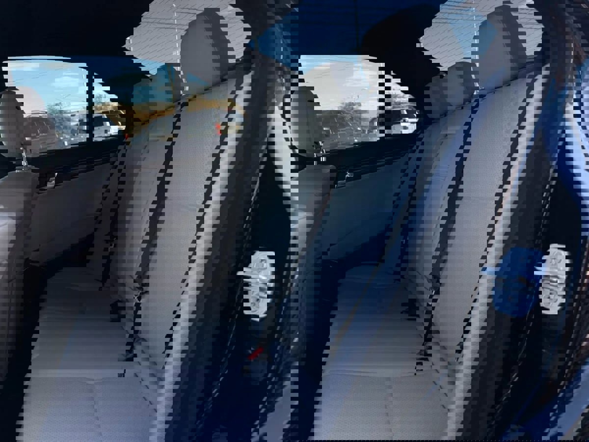 Used 2009 Mercedes-Benz C 350 Sport image 44