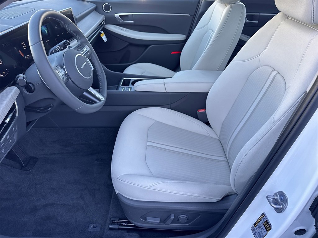 Used 2025 Hyundai Sonata SEL image 9