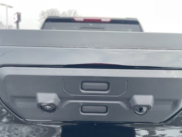 New 2026 Chevrolet Silverado 1500 LTZ w/ LTZ Premium Package image 10