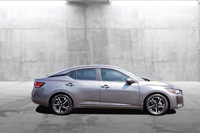 Used 2024 Nissan Sentra SV w/ Trunk Package FWD image 5