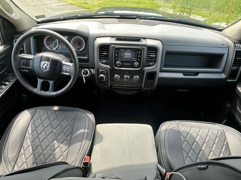 Used 2019 RAM 1500 Express AWD/4WD image 11