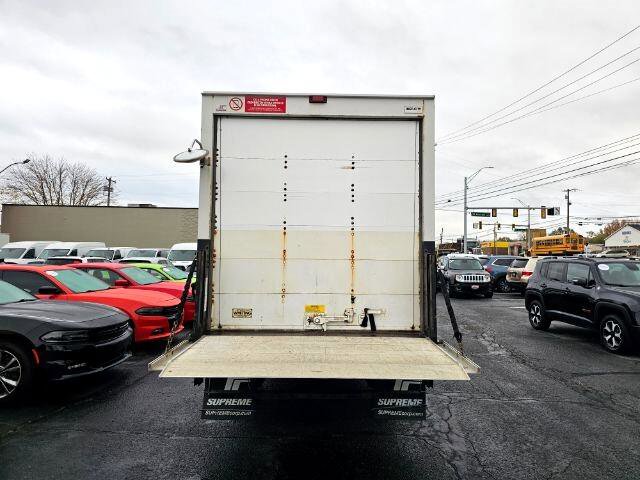 Used 2016 Chevrolet Express 3500 3500 Van 139 image 8