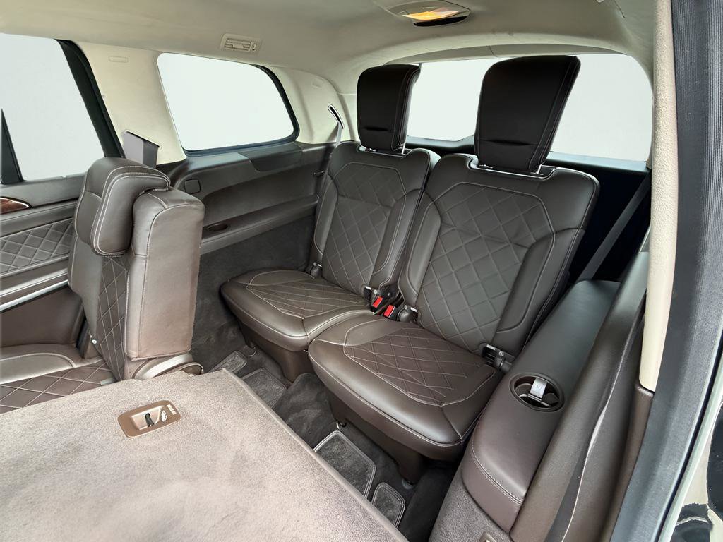 Used 2019 Mercedes-Benz GLS 550 4MATIC image 24