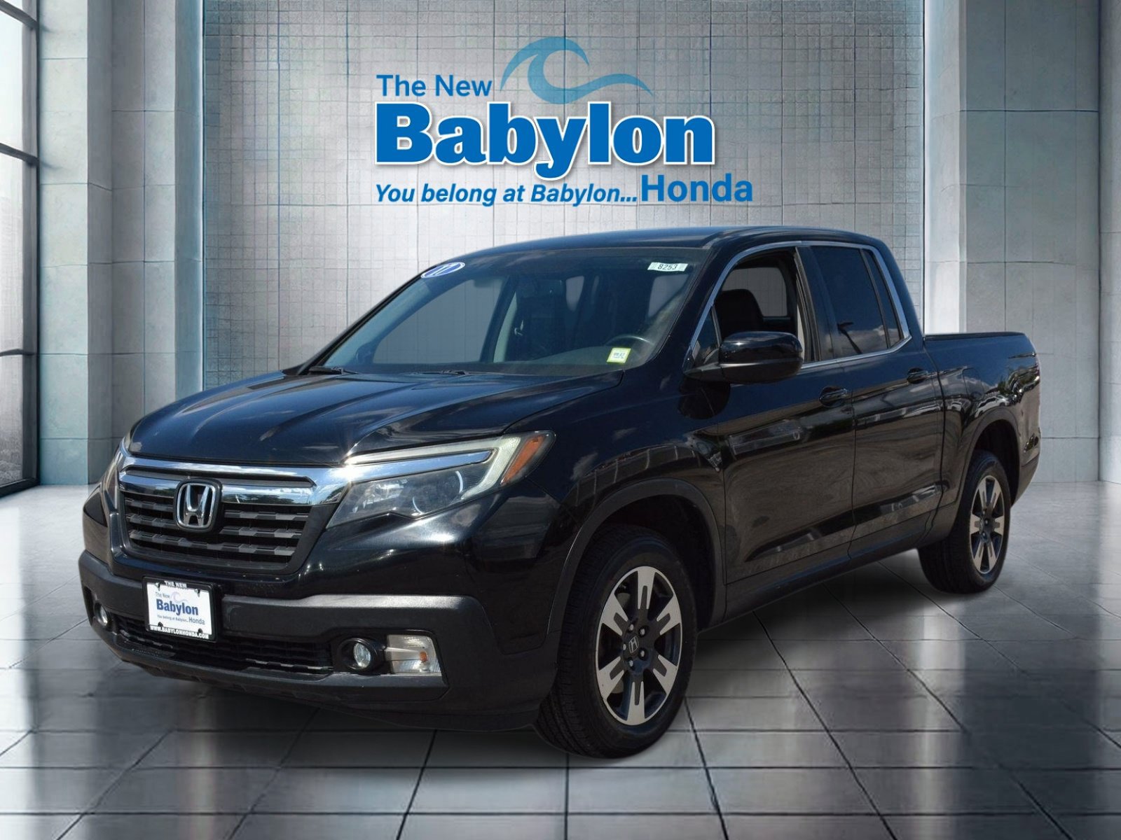 Used 2017 Honda Ridgeline RTL-T image 1