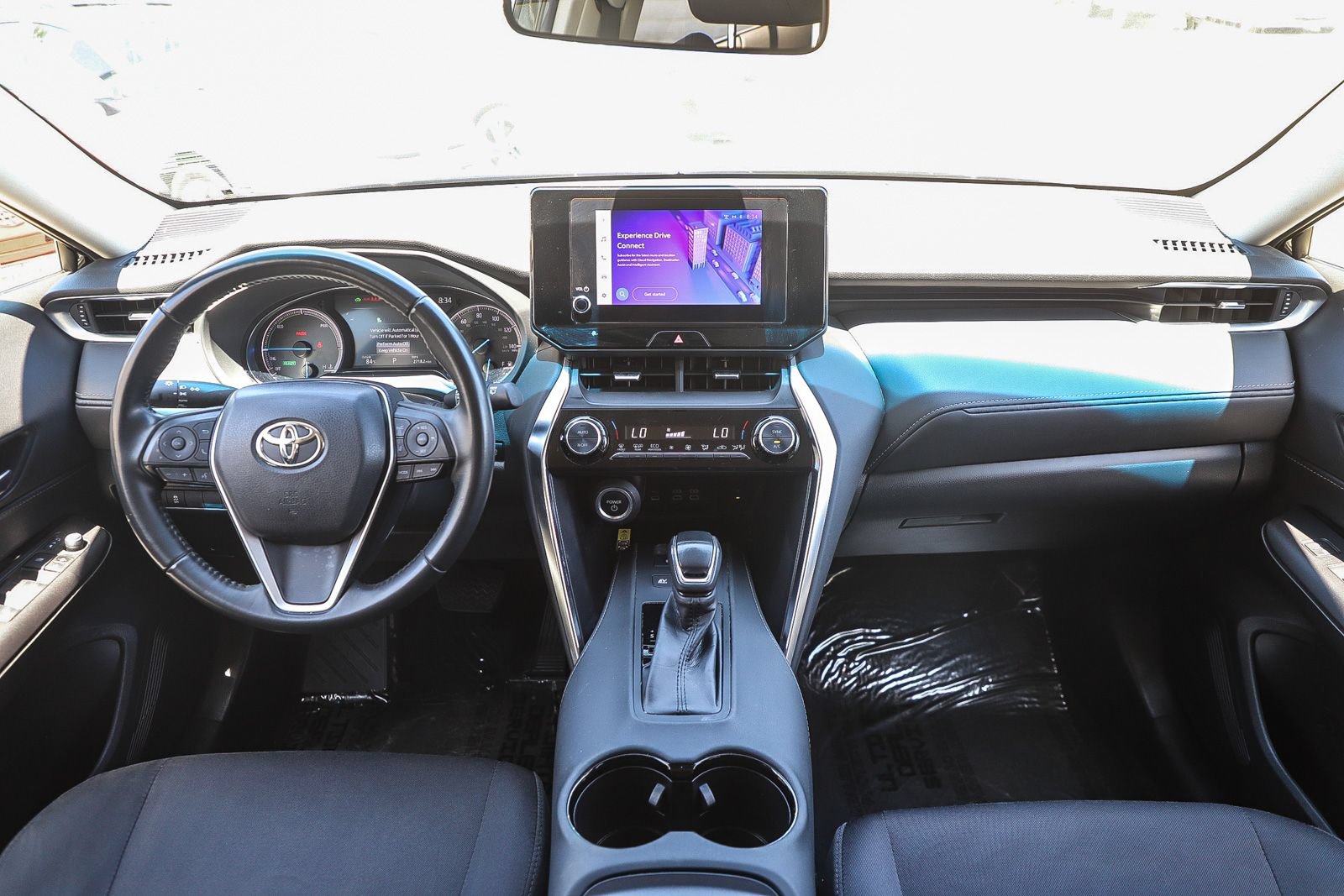 Certified 2023 Toyota Venza LE AWD/4WD image 12