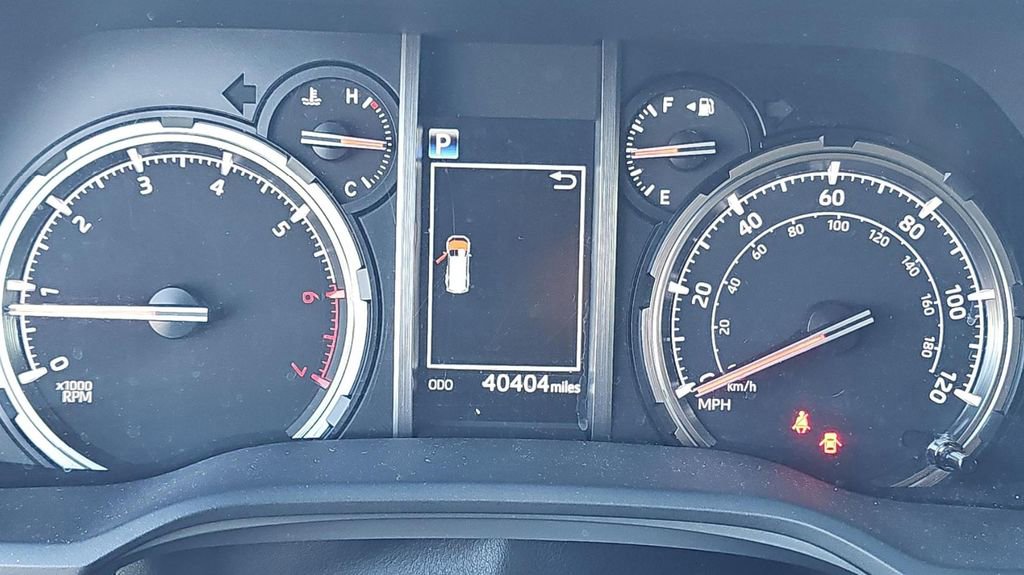 Used 2024 Toyota 4Runner TRD Off-Road image 7