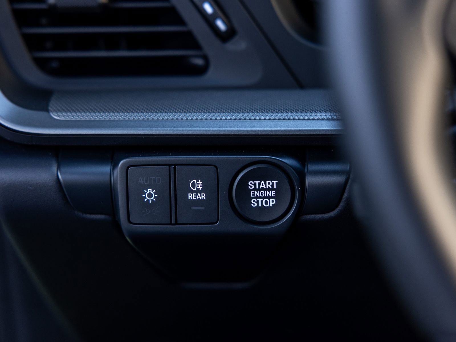 Certified 2025 Porsche 911 Carrera image 44